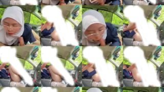 Ngewe di Mobil Sampai Mendesah Keenakan